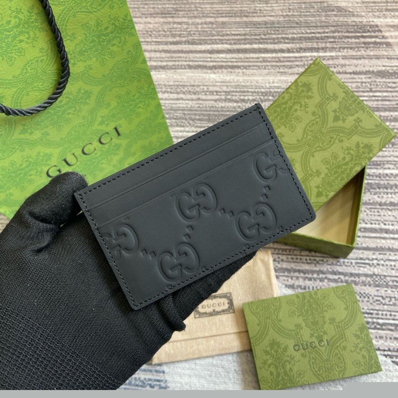 G*u*i wallets & purse